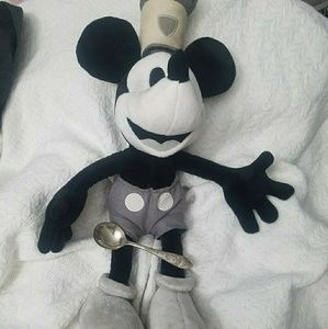 Black and white mickey
